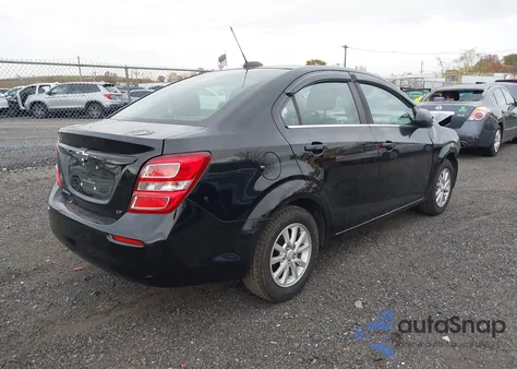 2018 Chevrolet Sonic Lt Auto из США, поврежденный, VIN 1G1JD5SG1J4136799